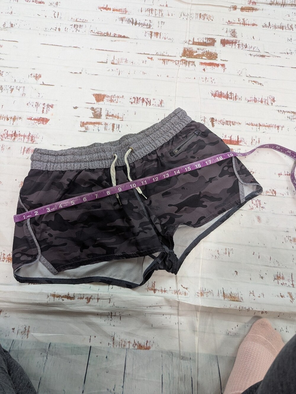 Vouri Clementine Camo Shorts - Picture 6 of 12